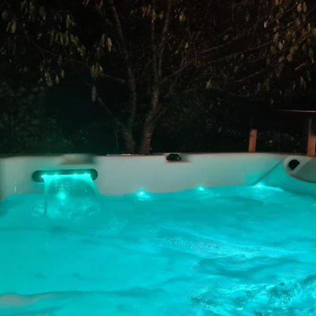 Gite 4 Etoiles La Belle Eau Calme Futeau Екстериор снимка