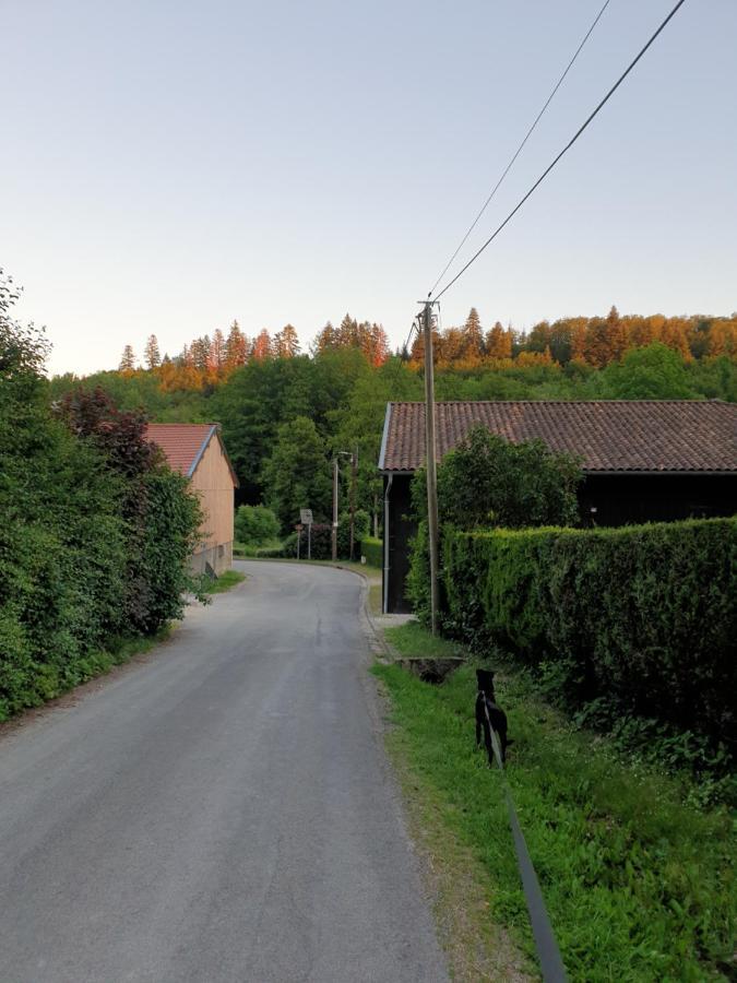 Gite 4 Etoiles La Belle Eau Calme Futeau Екстериор снимка